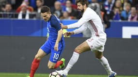 Gerard Piqué face à Kevin Gameiro lors de France-Espagne