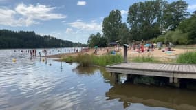 le lac des Sapins dans le Rhône. 