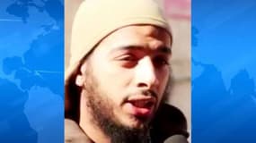 Salim Benghalem a été condamné jeudi en son absence à 15 ans de prison au procès d'une filière d'acheminement de jihadistes en Syrie, et le tribunal correctionnel de Paris a prononcé des peines allant de 6 à 9 ans contre six autres prévenus - Jeudi 7 janvier 2016
