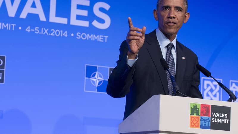 Barack Obama parle à la presse en marge du sommet de l'Otan, à Newport, au Pays-de-Galles, le 5 septembre 2014.