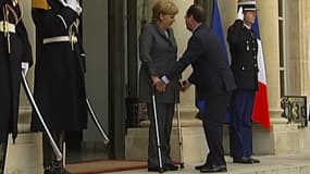 Les béquilles d'Angela Merkel dérangent visiblemebt François Hollande.