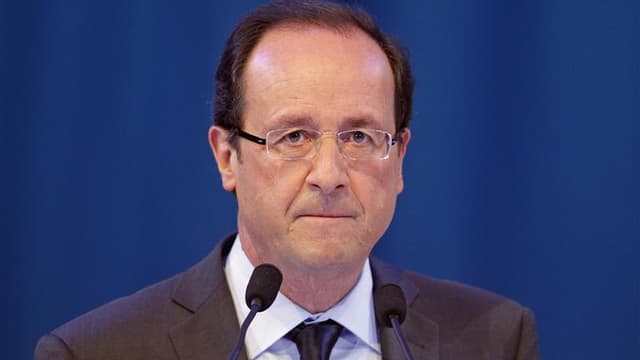 François Hollande a brocardé samedi soir la "fuite en avant" de Nicolas Sarkozy, accusant le président sortant, qui le taxe "d'antisarkozysme", de devenir lui-même un "anti-Hollande". Le candidat socialiste a répondu lors du journal de 20h00 de TF1 aux vi