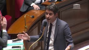 Gabriel Attal, aux députés de la Nupes: "Vous êtes nostalgiques de la guillotine, mais c'est vous qui avez perdu la tête"