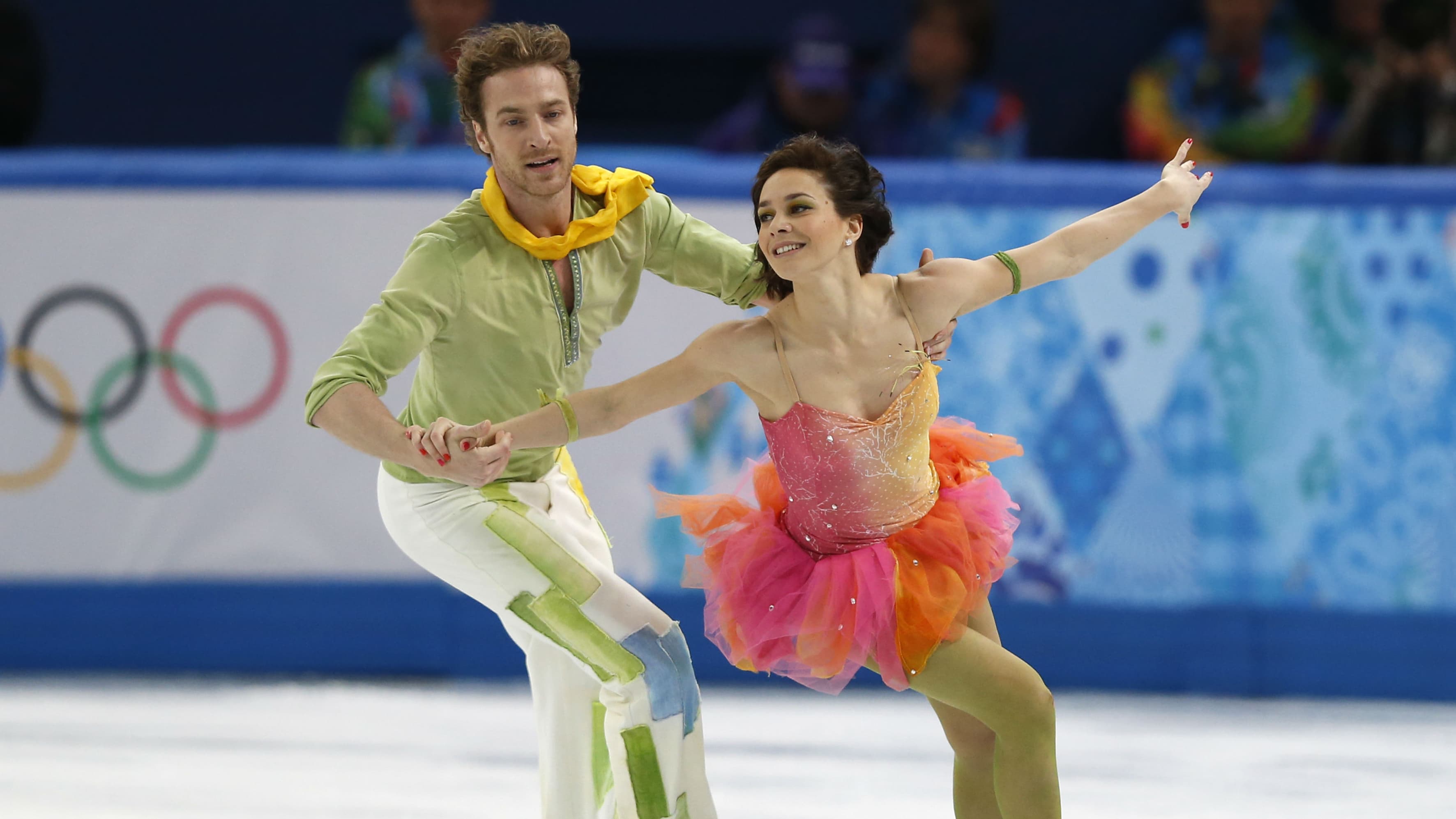 Nathalie Péchalat et son partenaire Fabian Bourzat aux JO de Sotchi en 2014 Nathalie Péchalat et son partenaire Fabian Bourzat aux JO de Sotchi en 2014