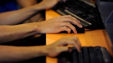 Certains sites web renommés contiennent des bouts de logiciel enregistrant ce que fait l’internaute pendant sa consultation.