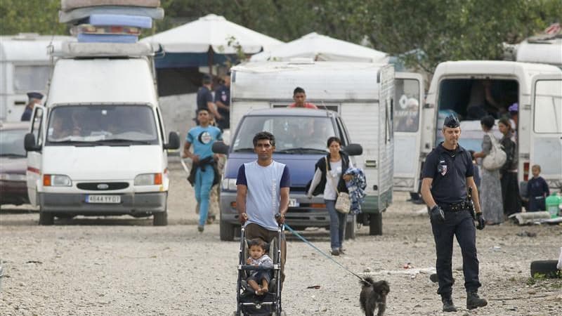 Lors du démantèlement d'un campement rom à Saint-Priest près de Lyon, fin août. La vice-présidente de la Commission européenne Viviane Reding a déclaré que le gouvernement français était favorable à la création d'un "groupe pionnier" d'Etats chargés, au s