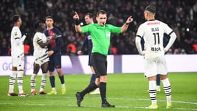 L'arbitre de PSG-Rennes, Mr Bastien Dechepy, le 25 février 2024, au Parc des Princes