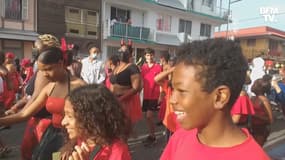 Malgré le Covid, les habitants de Cayenne défilent pour le carnaval 
