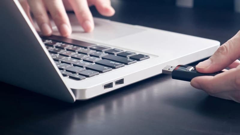 Besoin de stockage ? Cette clé USB Sandisk à prix mini est sûrement faite pour vous
