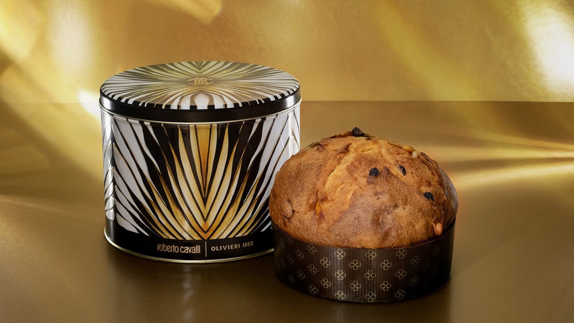 Panettone Roberto Cavalli by Olivieri 1882
Panettone Roberto Cavalli by Olivieri 1882