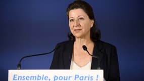 Agnès Buzyn s'exprime après les résultats du premier tour des municipales à Paris, le 15 mars 2020
