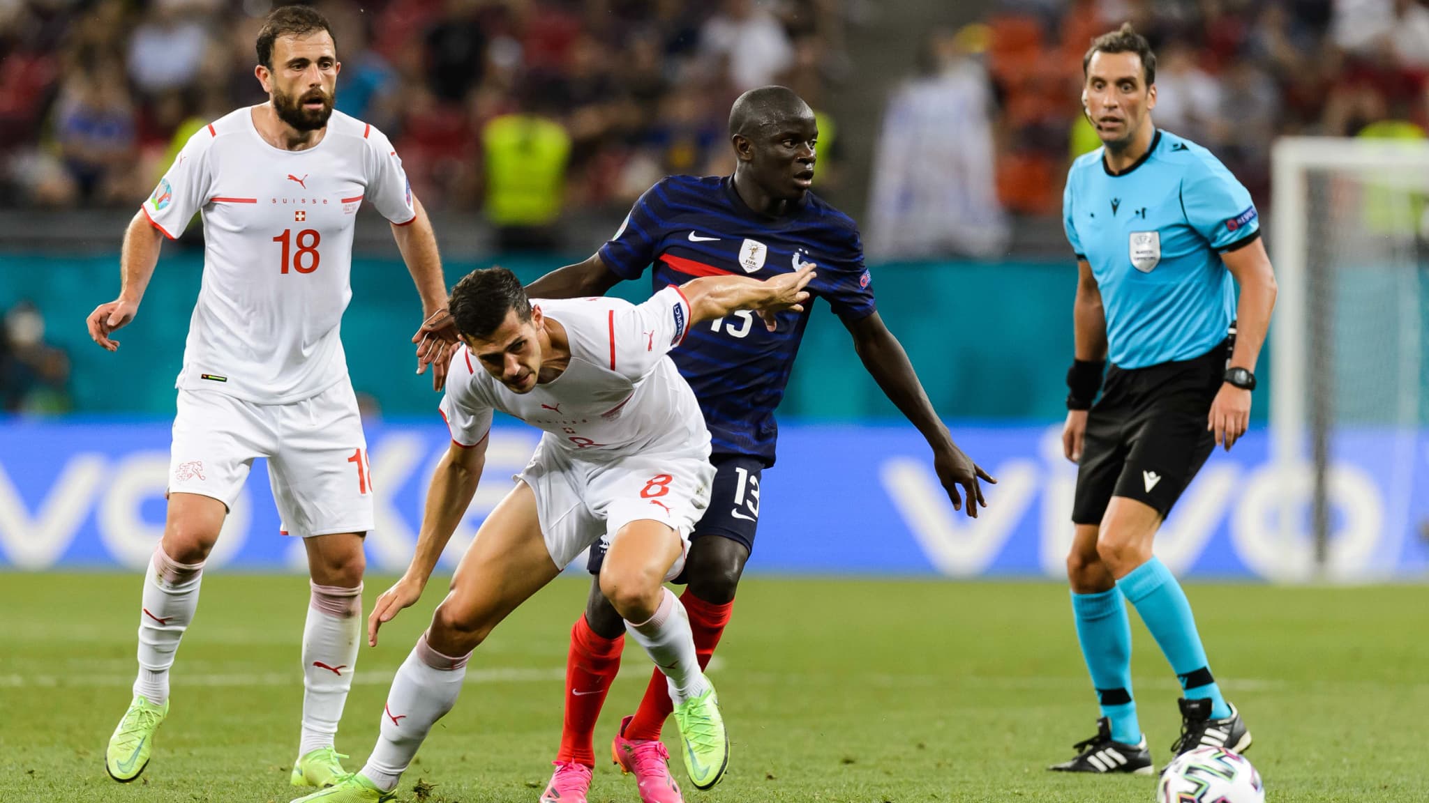 N'Golo Kanté face à la Suisse N'Golo Kanté face à la Suisse