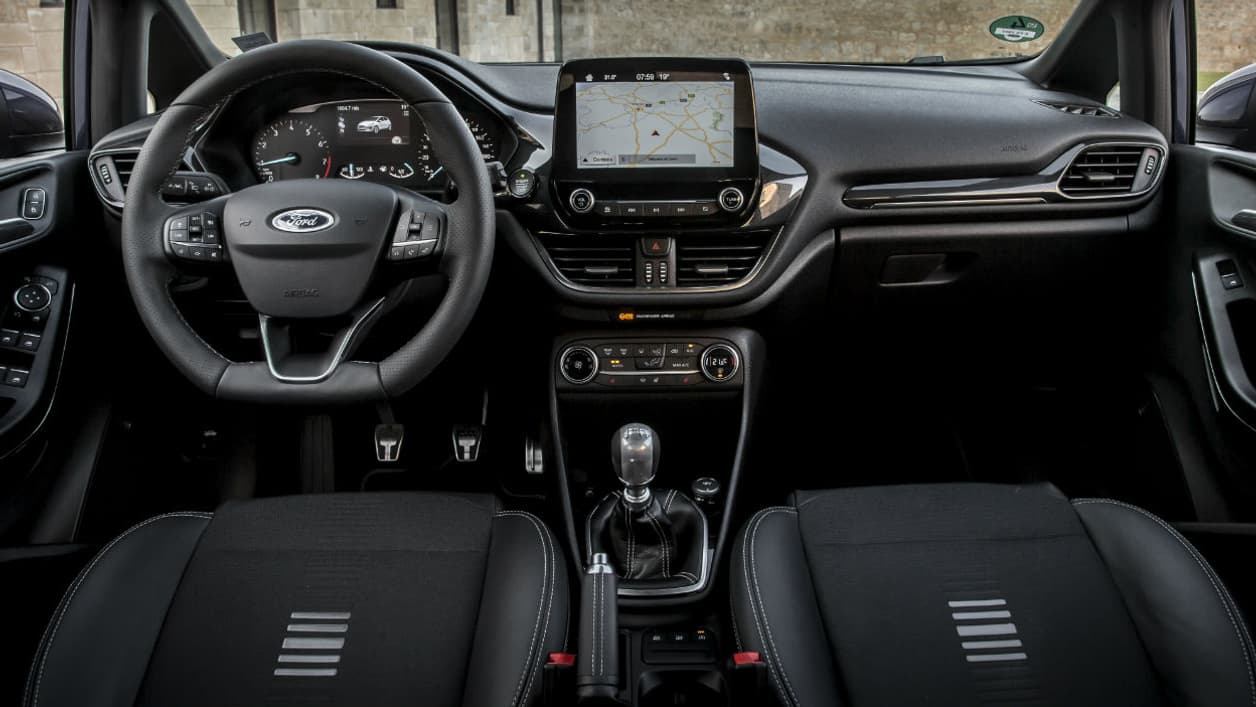 L'intérieur de la dernière Ford Fiesta devrait se retrouver dans la nouvelle Focus qui sera présentée dans les mois à venir. 