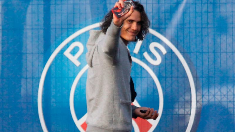 PSG : Edinson Cavani est arrivé au Camp des Loges