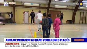 Bas-Rhin: des jeunes placés s'initient au handball avec des professionnels