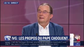 "Le problème c'est la violence de son propos", analyse Bernard Lecomte, spécialiste du Vatican, revenant sur les déclarations du pape sur l'IVG