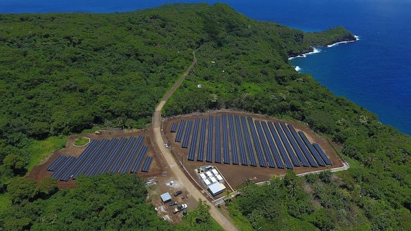 L'île Ta'u située dans les Samoa américaines a délaissé le fioul et privilégie désormais l'énergie solaire pour produire son électricité. 