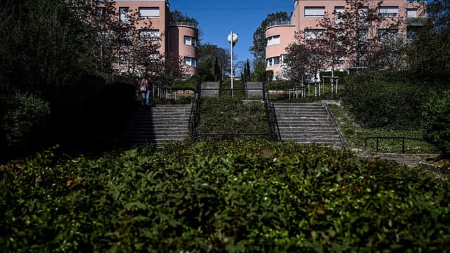 En banlieue de Paris, un "joyau" de l'habitat social au coeur d'une polémique