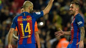 Mascherano félicité par Alcacer