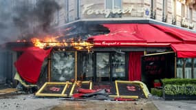 Le Fouquet's incendié le 16 mars 2019