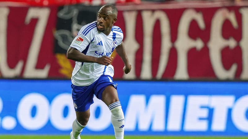 Le joueur de Schalke, Christopher Antwi-Adjei, 9 août 2025