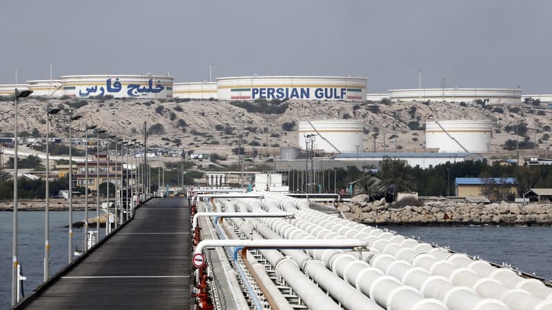 Le département d'État américain a enjoint tous les pays, y compris la Chine et l'Inde, gros clients de l'Iran, de cesser leurs importations de pétrole iranien d'ici au 4 novembre 2018.