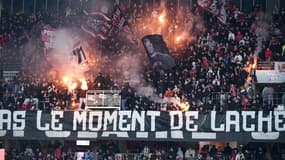 Les supporters de la Populaire Sud exhortaient les joueurs à ne pas lâcher, le 4 avril 2025, contre Nantes