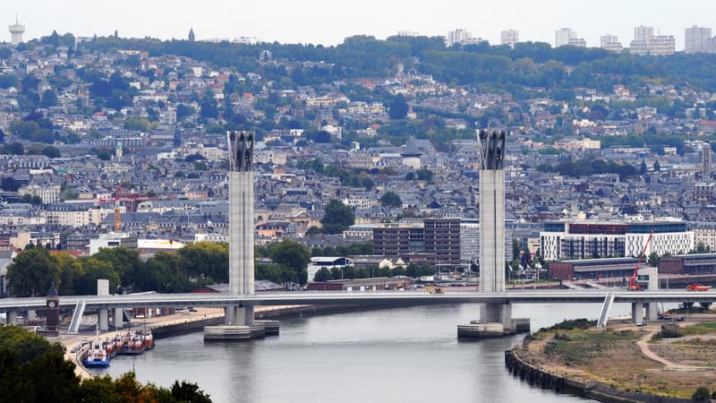 Vue de Rouen, pont Flaubert.