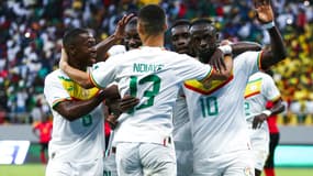  Nampalys MENDY, Iliman NDIAYE et Sadio MANE