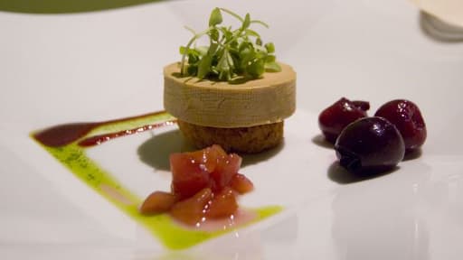 Canapé de foie gras sur pain brioché et chutney de cerise, une entrée de Noël de luxe mais qui pourrait rebuter les amis des bêtes.