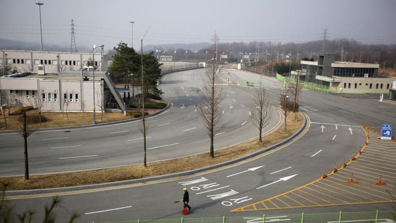 Les employés nord-coréens ne se sont pas présentés à leur travail mardi matin, provoquant une fermeture de fait de la zone d'activité économique de Kaesong (photo), gérée conjointement par les deux Corées, pour la première fois depuis sa création en 2004.