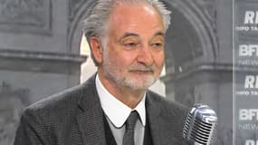 Jacques Attali sur le plateau de BFMTV-RMC, le 24 février 2016.