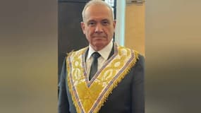 Le Grand Maître de la Grande Loge de France, Thierry Zaveroni. 