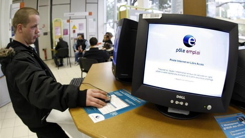 Une nouvelle hausse du chômage est venue rappeler lundi aux candidats à la présidentielle que l'état de l'économie restait la principale préoccupation des Français dans une campagne court-circuitée par les tueries de Toulouse et Montauban. /Photo d'archiv