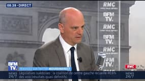 Les enseignants français moins bien payés qu'ailleurs: "On doit faire un effort en matière de pouvoir d'achat" 