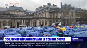 Paris: 300 jeunes réfugiés installés devant le Conseil d'Etat