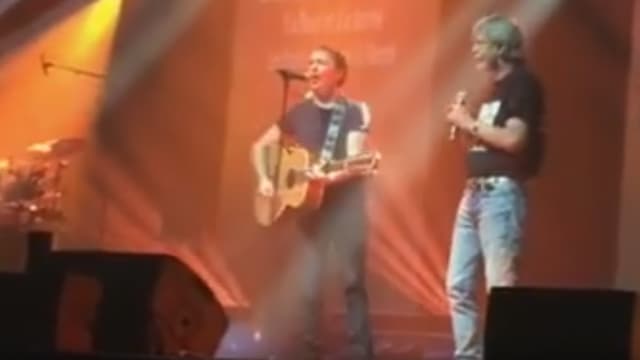 Renaud sur scène à Montpellier le 6 mars