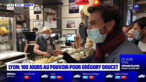 Lyon: Grégory Doucet sur le terrain pour célébrer ses 100 jours à la tête de la ville 
