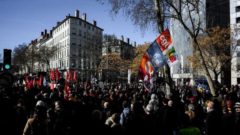 Réforme des retraites: 1,7 million de manifestants en France selon la CGT, 480.000 selon l'Intérieur