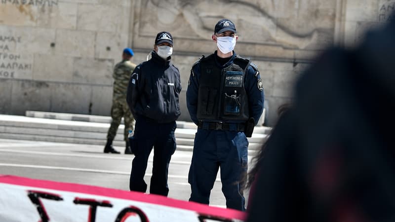 Grèce: une explosion sans victime devant un ministère, l'enquête confiée aux services antiterroristes