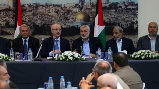 Une conférence de presse de membres du gouvernement d'unité palestinien, le 9 octobre 2014 à Gaza.