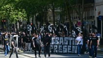 850 militants d'ultradroite défilent le 11 mais 2024 à Paris à l'appel d'un "Comité du 9-mai" pour commémorer la mort de l'un d'entre eux, Sébastien Deyzieu, décédé accidentellement en 1994.