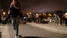 Le long de la Seine à Paris, dans la nuit du 11 au 12 juin 2021 