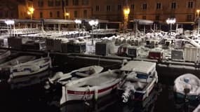 Neige en abondance à Ajaccio (Corse-du-Sud) - Témoins BFMTV