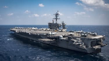 Le porte-avion américain USS Carl Vinson, photographié le 2 mars 2017 en mer de Chine.