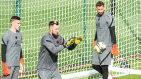 Letellier, Franchi et Donnarumma à l'entraînement du PSG en septembre 2021