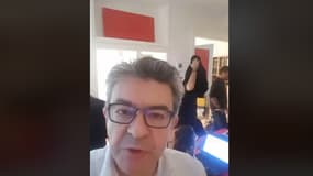 Le député LFI a filmé en direct la perquisition qui a eu lieu ce mardi à son domicile.