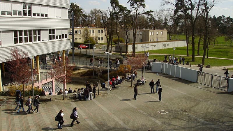 Un lycée (Image d'illustration )