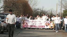 Des milliers de personnes rendent hommage à Alexandra Sonac et à sa fille de 12 ans Camille tuées sur un barrage d'agriculteurs,à Pamiers, dans l'Ariège, le 27 janvier 2024