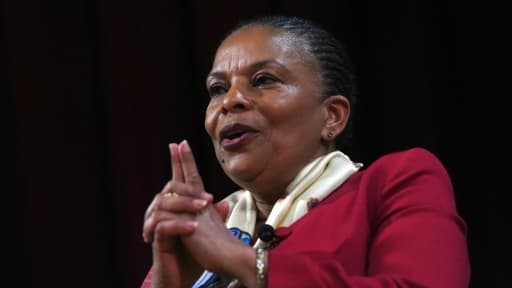 Christiane Taubira s'empare ce jeudi de la deuxième place du classement en librairie après la sortie se son ouvrage "Murmures à la Jeunesse" - Jeudi 11 Février 2016